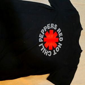 Red hot chili peppers band tee